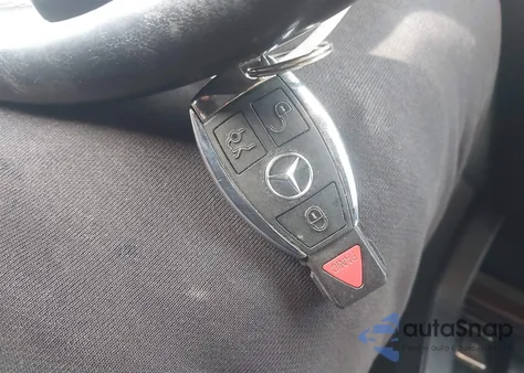 2015 Mercedes-Benz Gl 550 4Matic z USA, uszkodzony, nr VIN 4JGDF7DE0FA553034